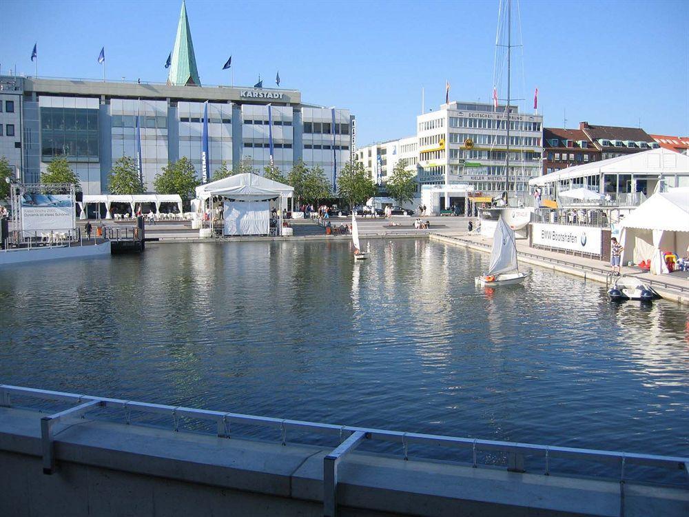 Hotel Am Schwedenkai 基尔 外观 照片