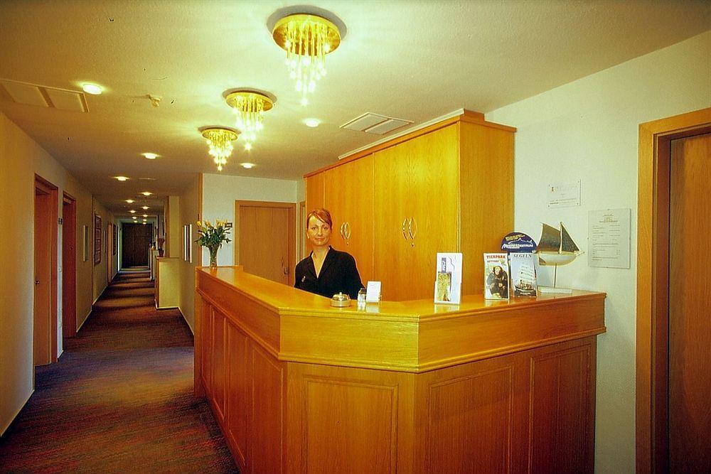 Hotel Am Schwedenkai 基尔 外观 照片
